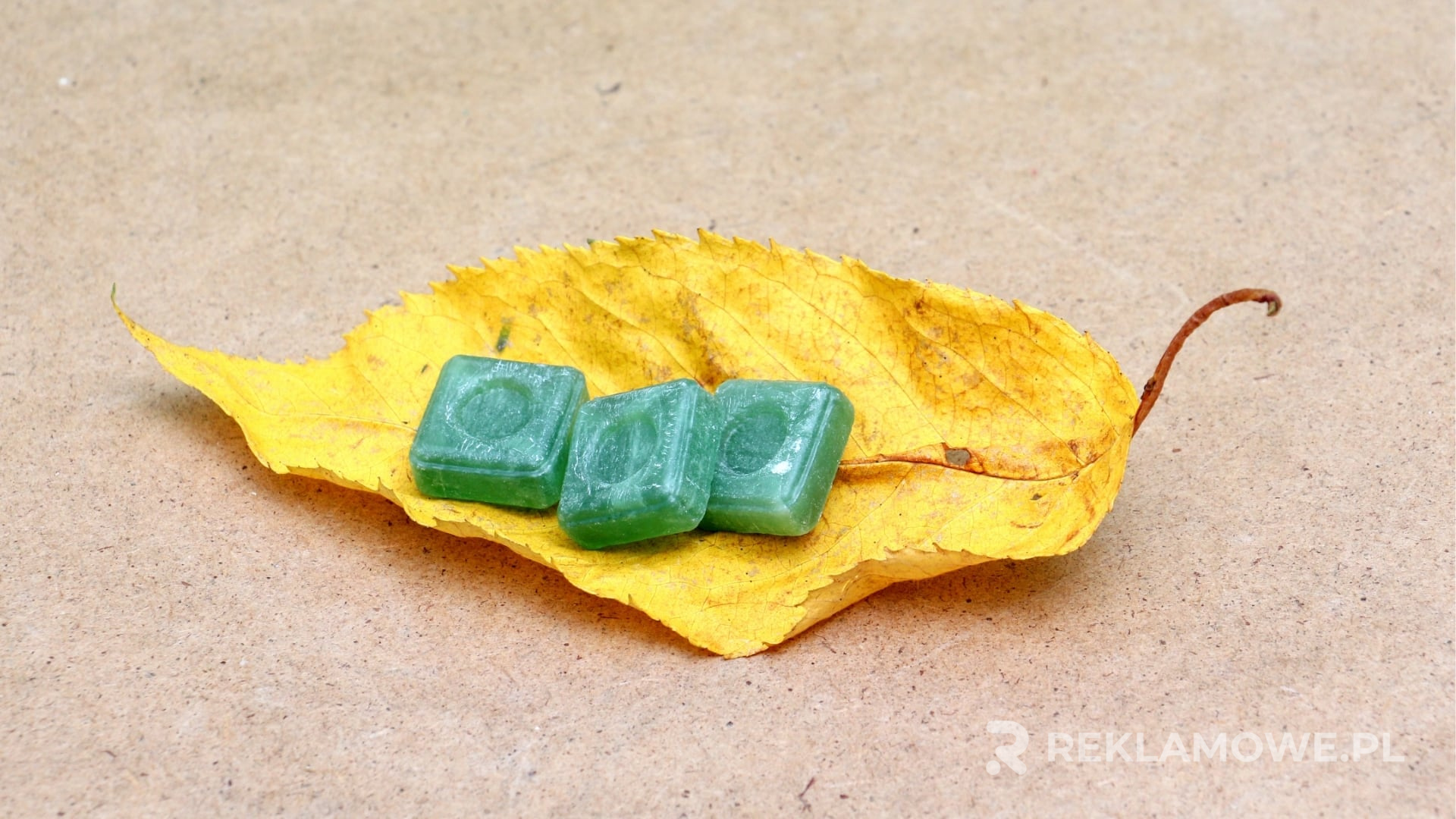 Różne rodzaje spersonalizowanych miętówek reklamowych